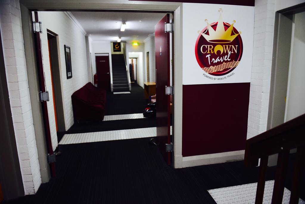The Emperors Crown Hostel Perth Exterior photo